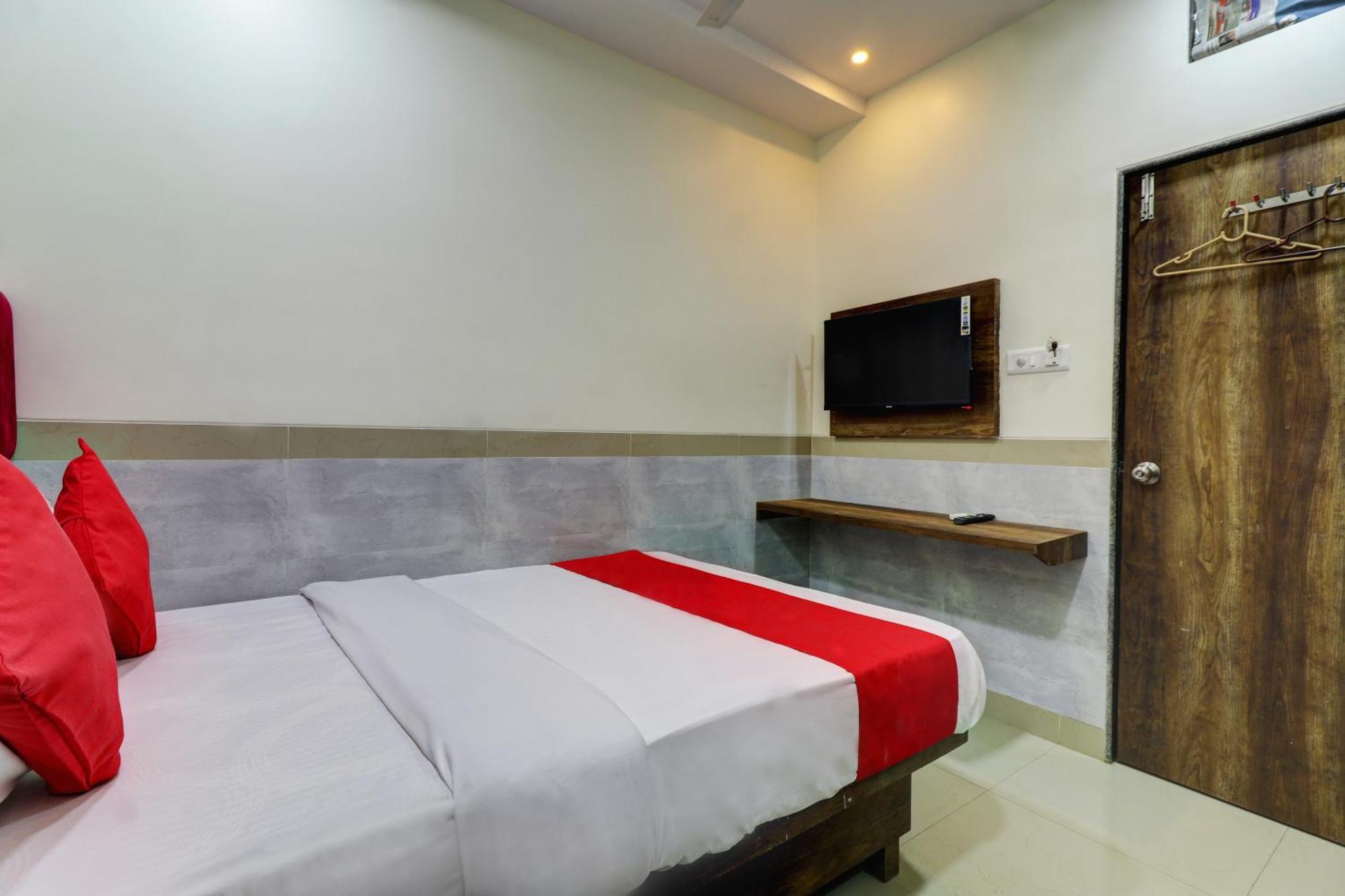 Hotel New Balaji Residency Mumbai Exterior photo