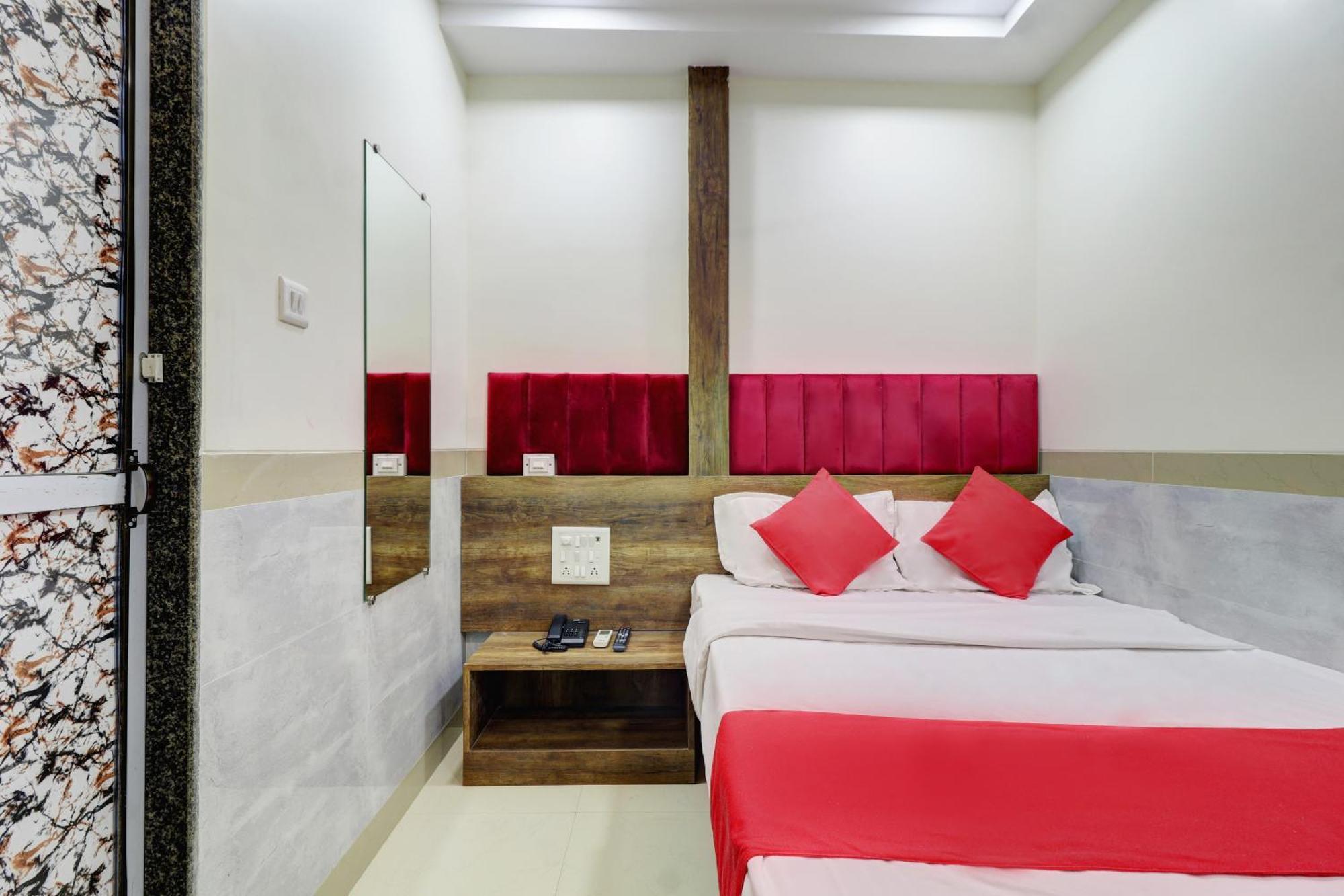 Hotel New Balaji Residency Mumbai Exterior photo