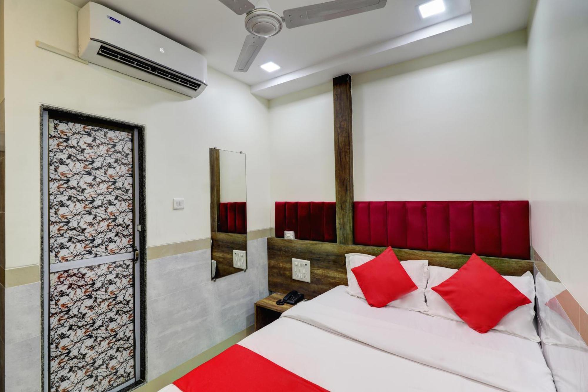 Hotel New Balaji Residency Mumbai Exterior photo